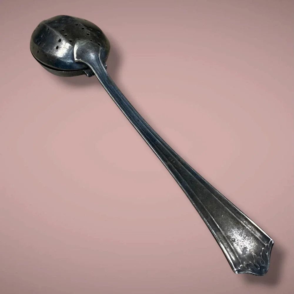 Williams Bros Imperial Tea Infuser Spoon Silverplate Hinged Strainer 1919